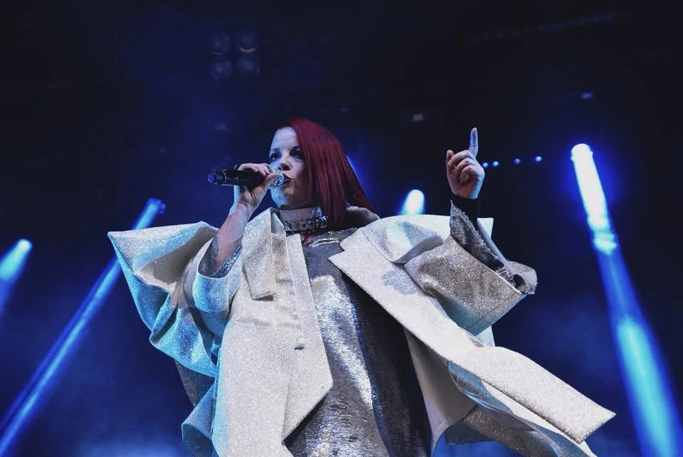 Garbage performing live in 2019
