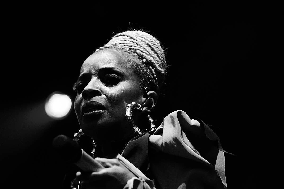 Mary J. Blige performing live in 2017